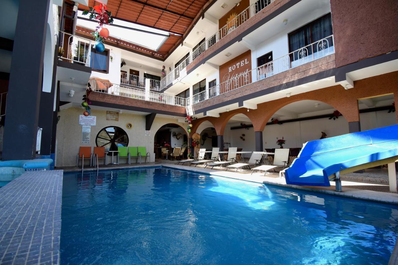 Hotel Yara Истапан-де-ла-Сал Экстерьер фото